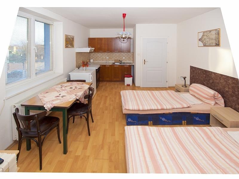 Klub U Námořníka Dvůr Králové nad Labem Esterno foto