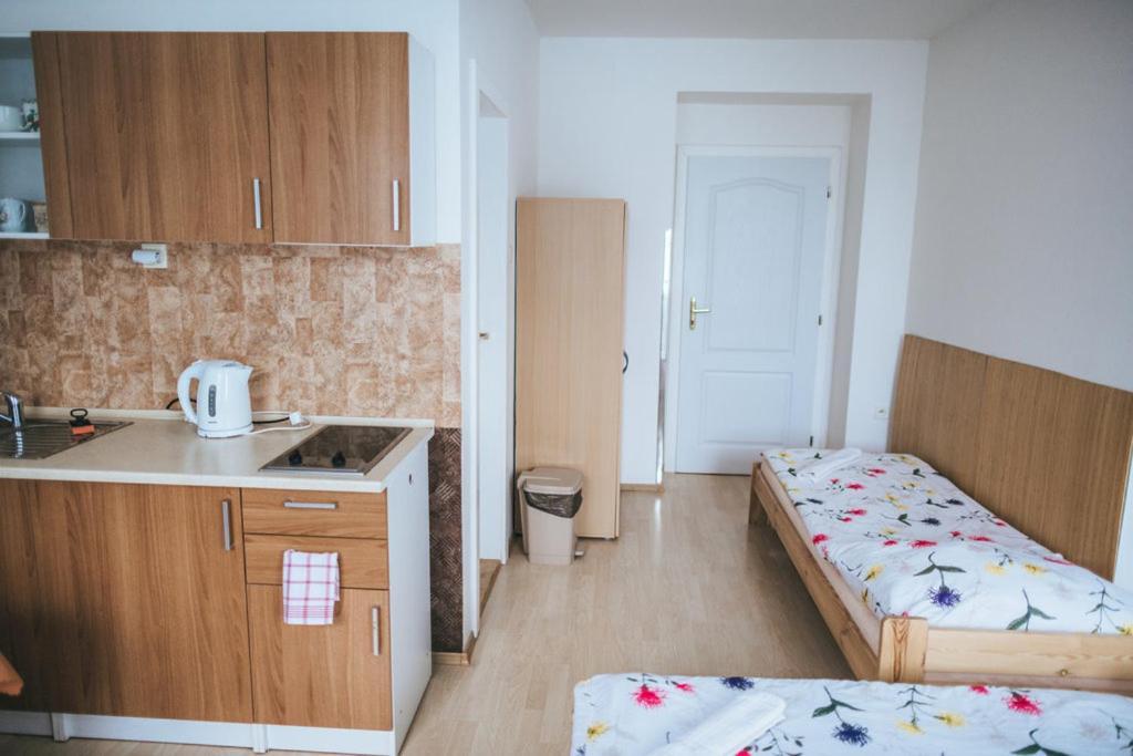 Klub U Námořníka Dvůr Králové nad Labem Esterno foto