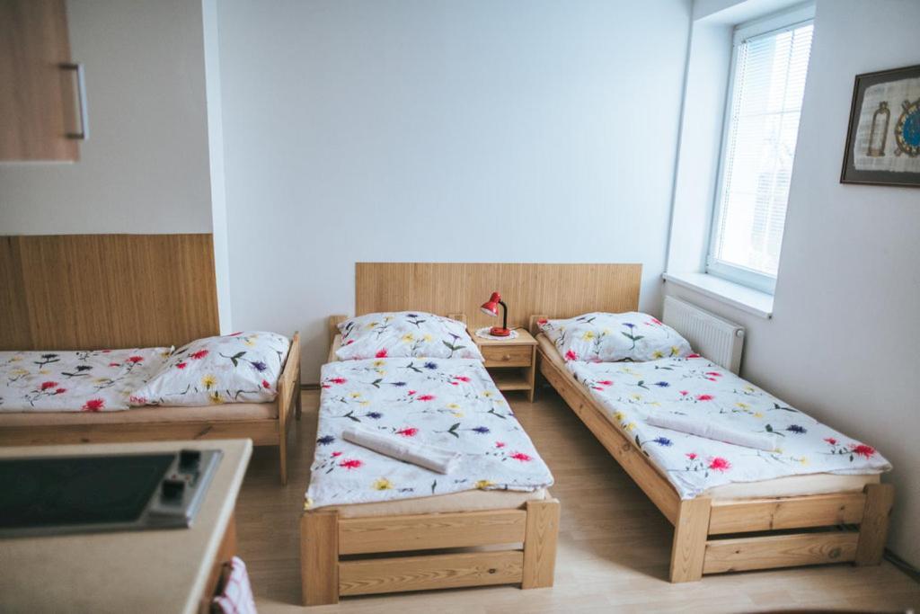 Klub U Námořníka Dvůr Králové nad Labem Esterno foto